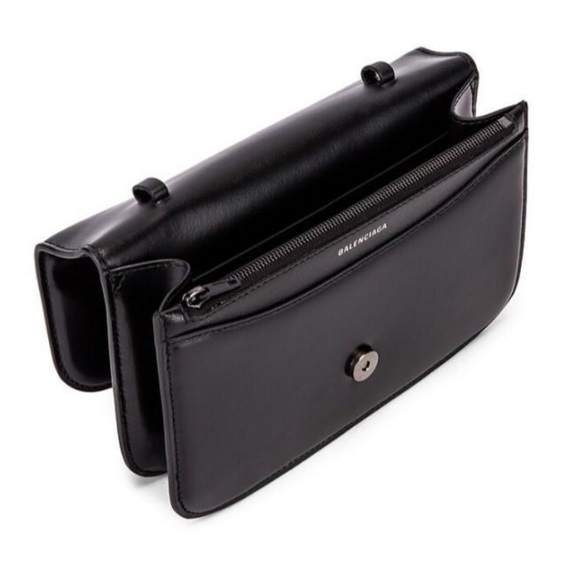 Balenciaga Black Shiny Calfskin Leather Chain Wallet Shoulder. - Picture 3 of 5